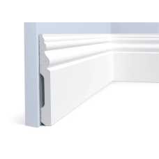 Плинтус Hiwood