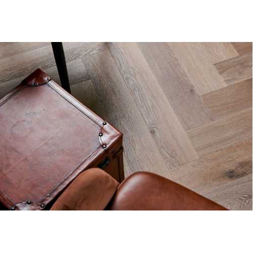 Фото Плитка ПВХ Vinilam Herringbone Паркет Венецианский IS11199, 43 класс (720х120х6.5 мм)